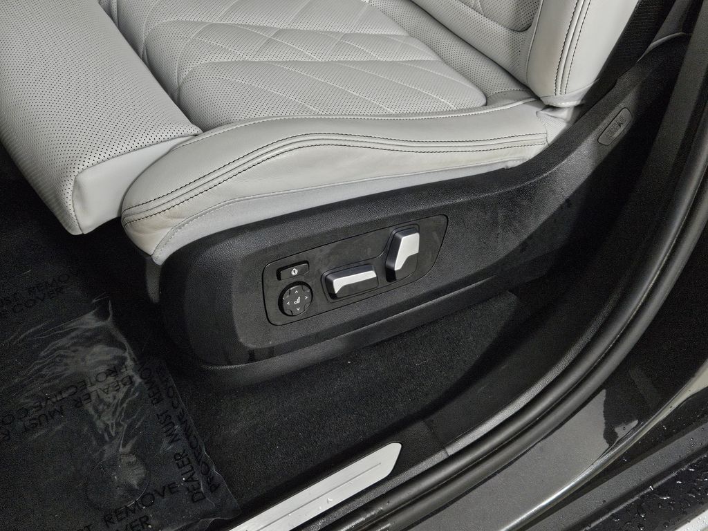 Thumbnail: 2023 BMW X5 - 23