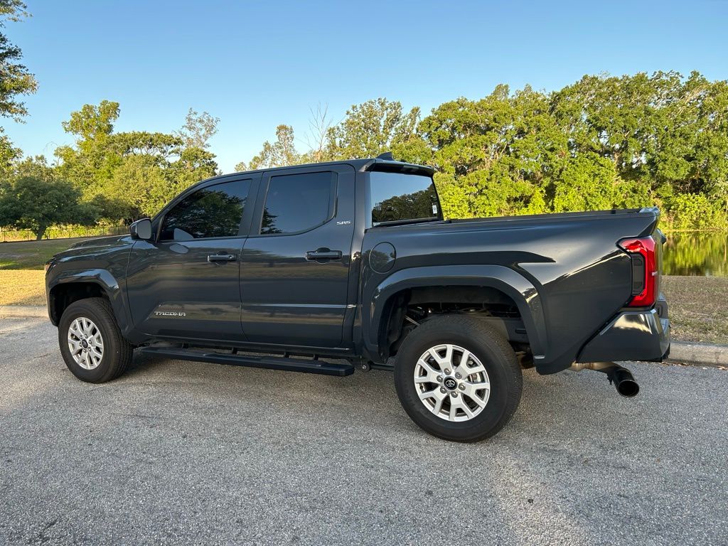 2024 Toyota Tacoma SR5 3