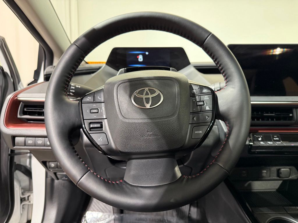 Thumbnail: 2024 Toyota Prius Prime - 23