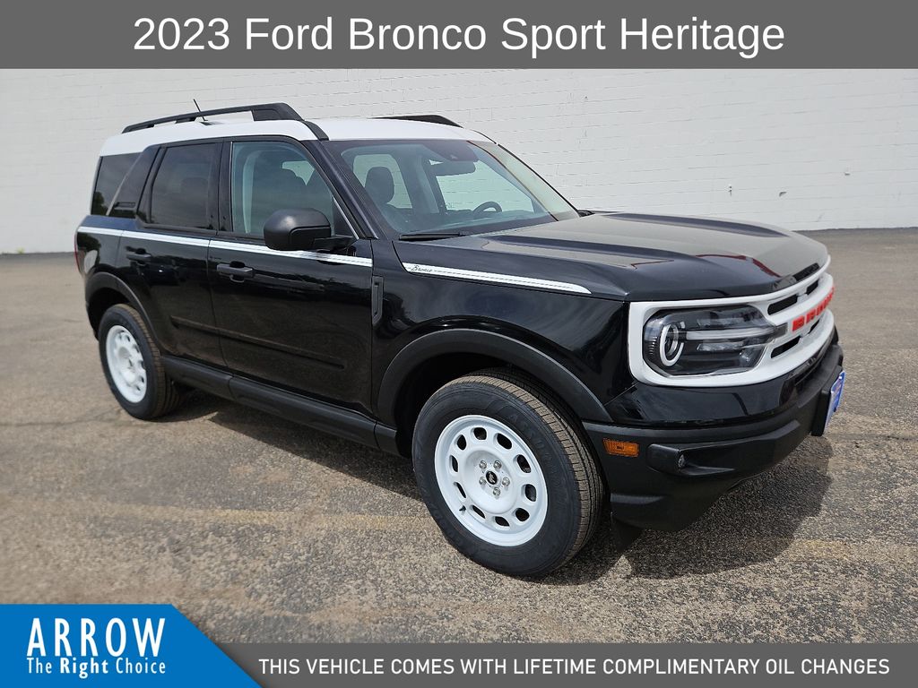 Shadow Black 2023 Ford Bronco Sport SUV / Crossover All-Wheel Drive 8-Speed Automatic