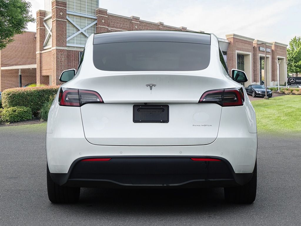 Thumbnail: 2022 Tesla Model Y - 5