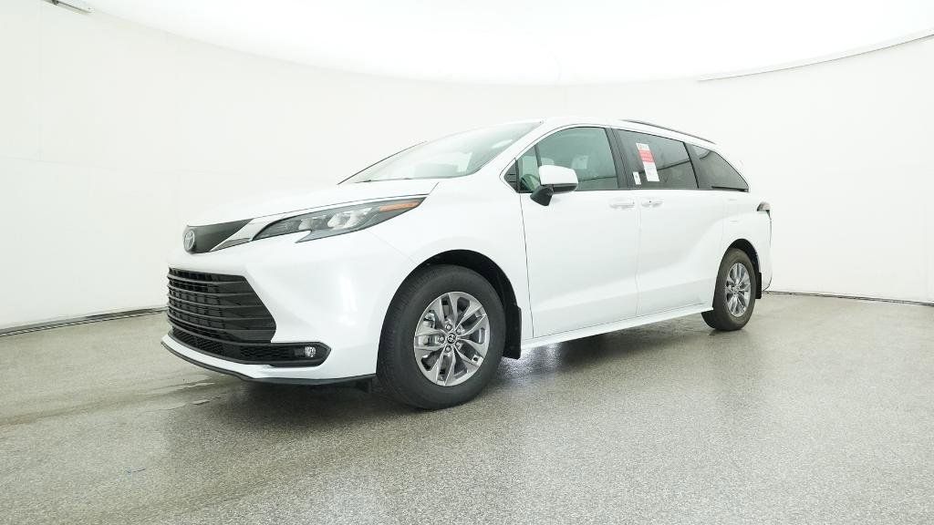 Thumbnail: 2025 Toyota Sienna - 23