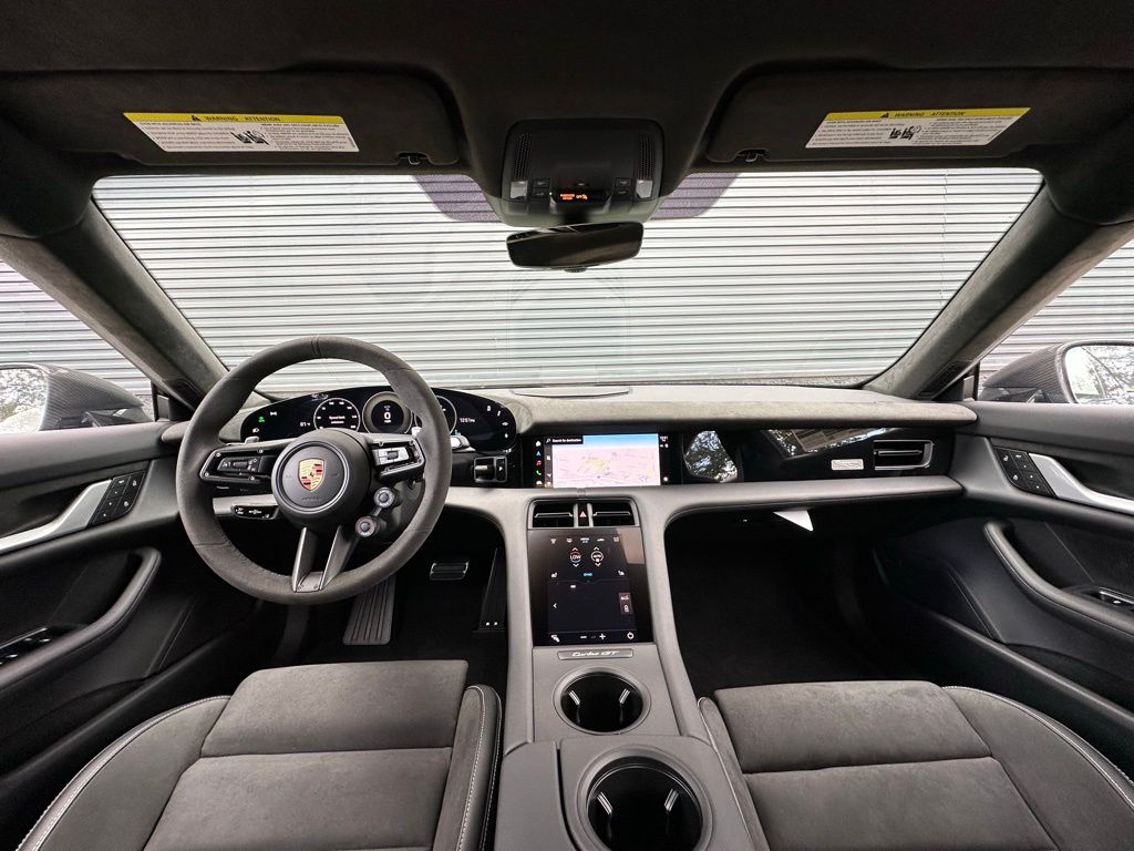 Thumbnail: 2025 Porsche Taycan - 6