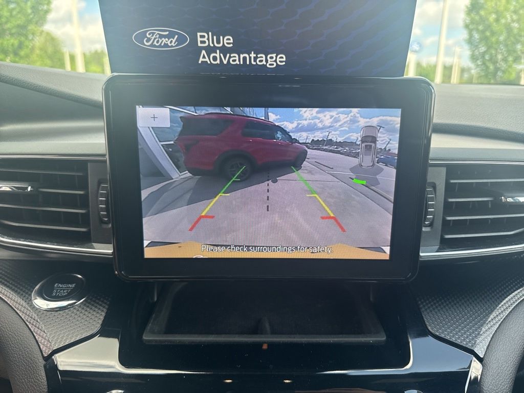 2024 Ford Explorer ST-Line