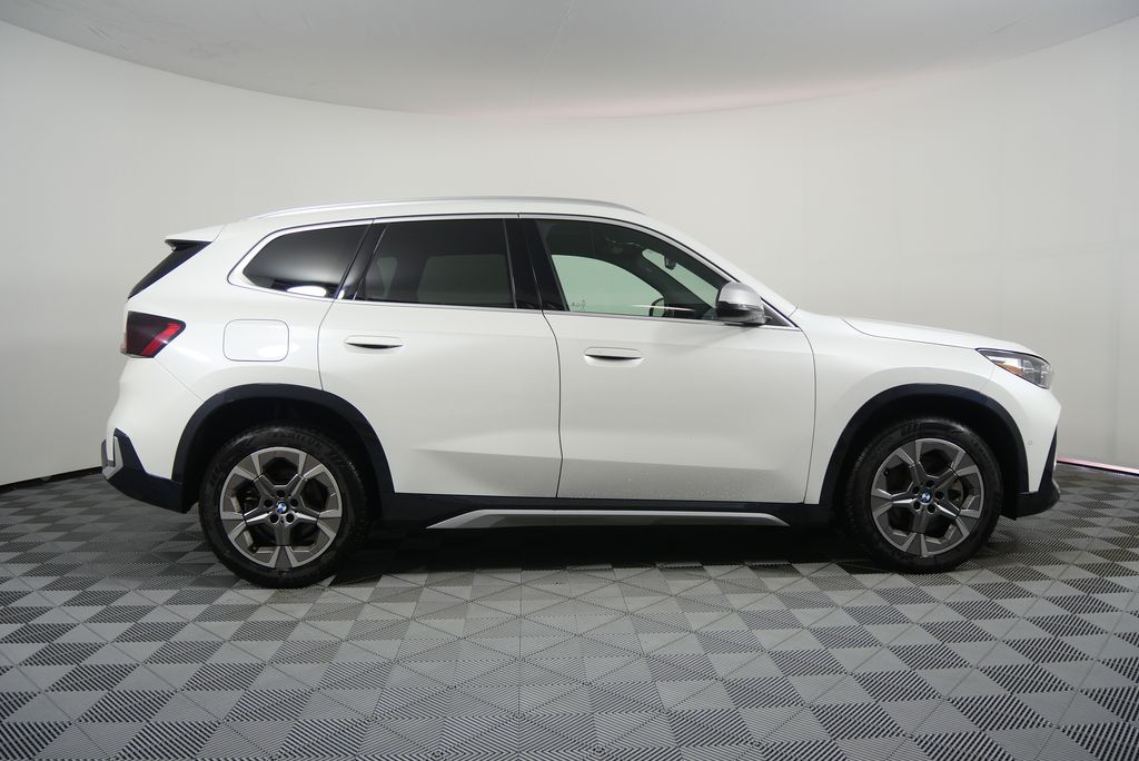 Thumbnail: 2024 BMW X1 - 2