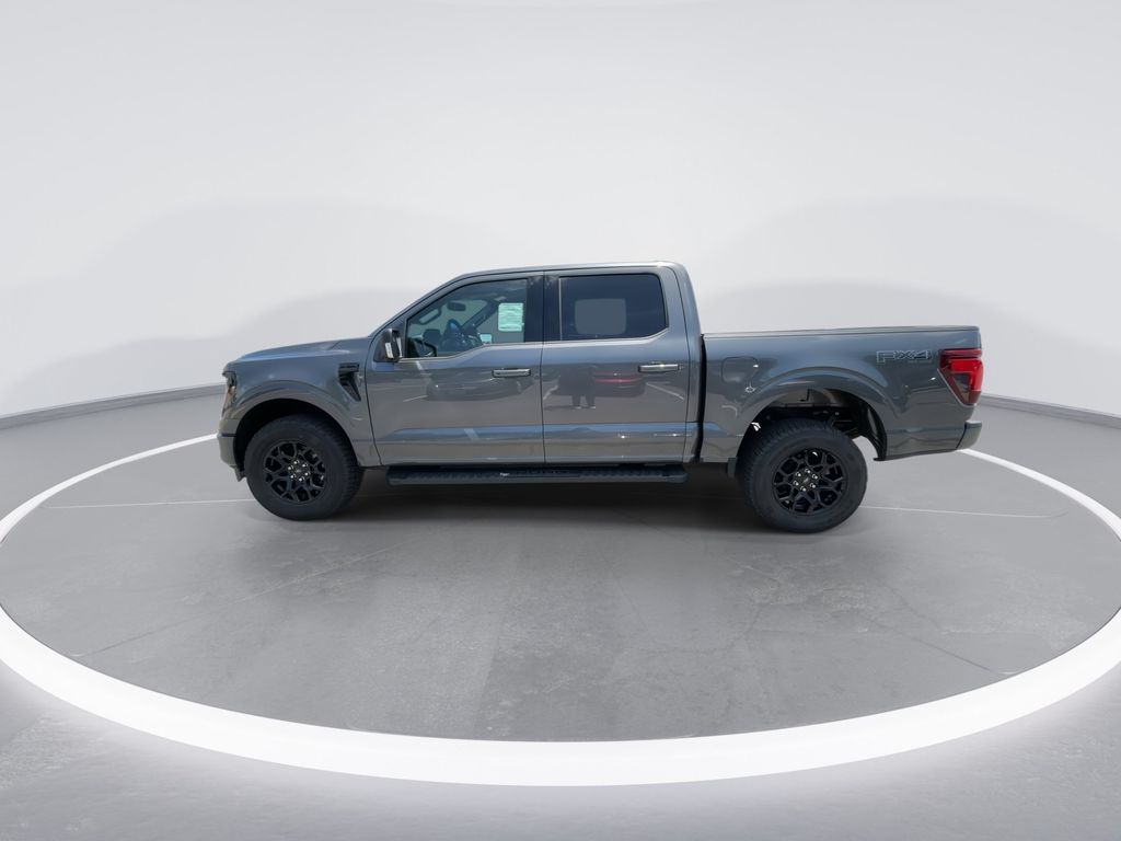 New 2026 Carbonized Gray Metallic Ford XLT image 5
