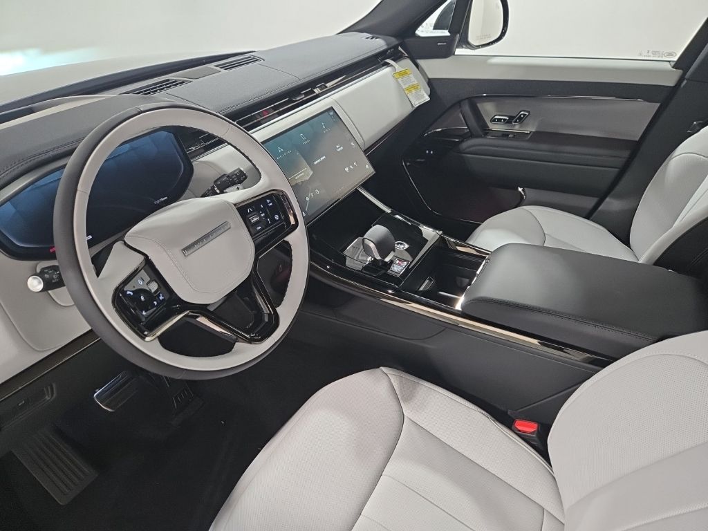 New 2026 Blue Land Rover Dynamic SE image 18