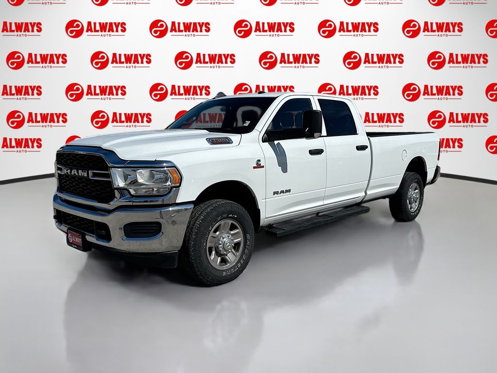 2022 RAM 3500 Tradesman 4X4 Crew Cab LWB's photo