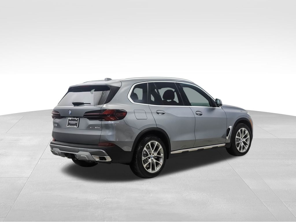 2025 BMW X5 xDrive50e 5