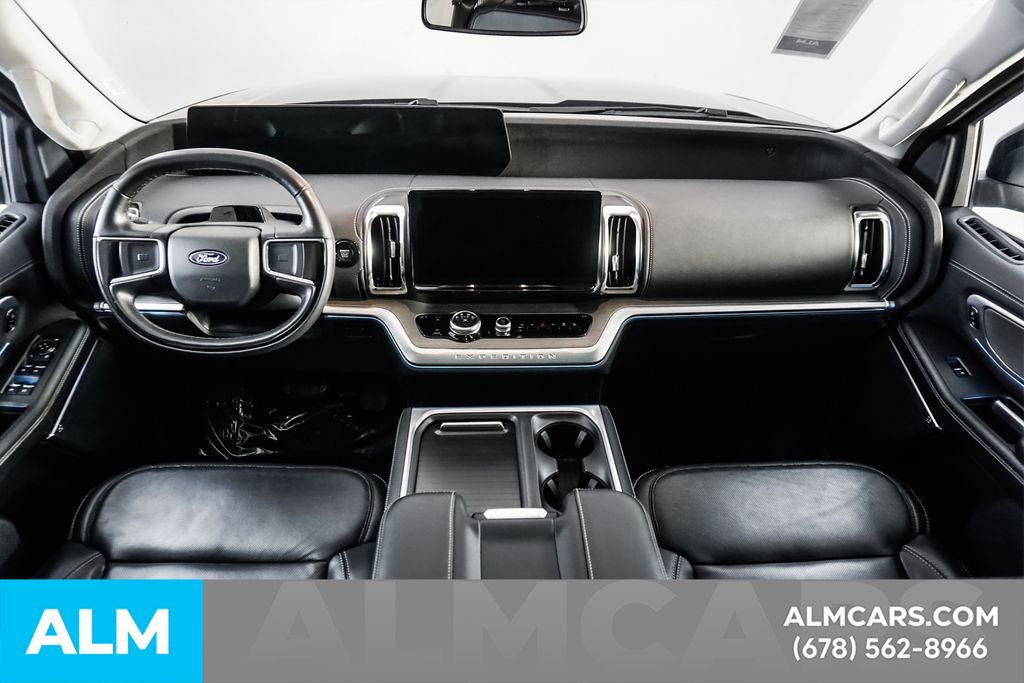 Used 2025 Black Ford Platinum image 28