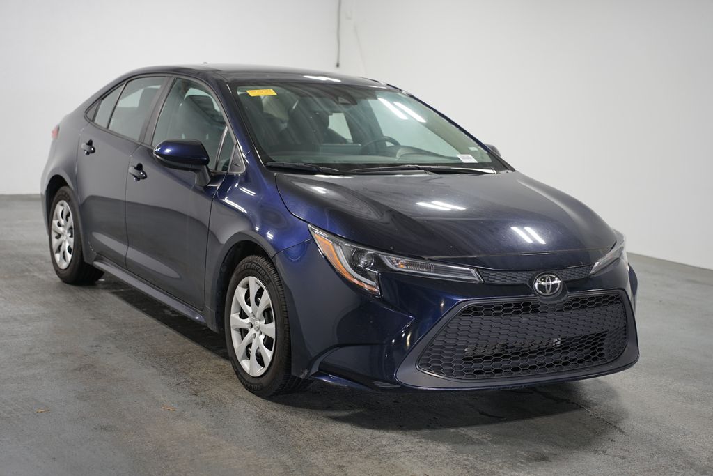 2022 Toyota Corolla LE 3