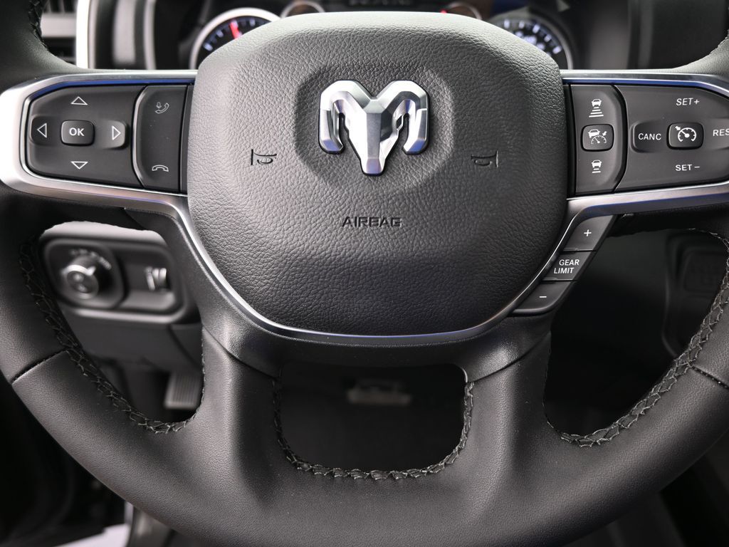 New 2026 Diamond Black Crystal Pearlcoat Ram Big Horn image 28