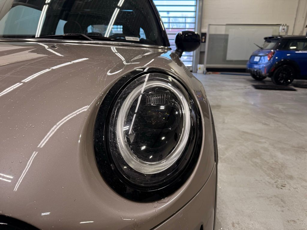 Thumbnail: 2024 MINI Cooper - 9