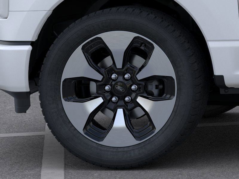 2025 Ford F-150 Lightning Platinum