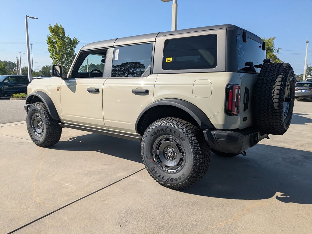 2025 Ford Bronco Badlands