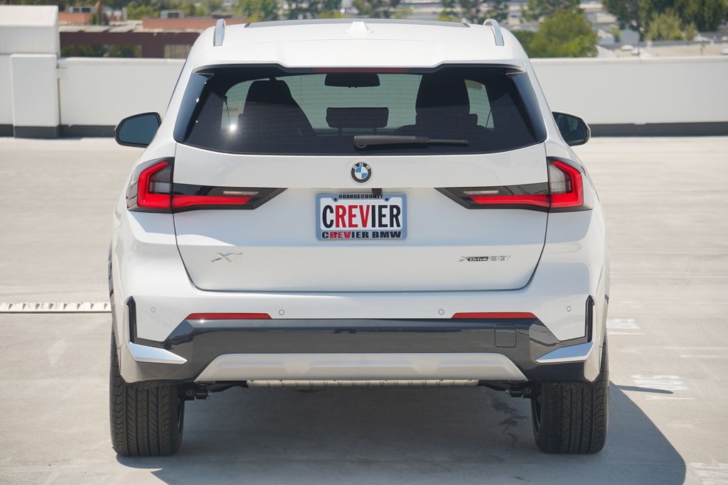 Thumbnail: 2025 BMW X1 - 6