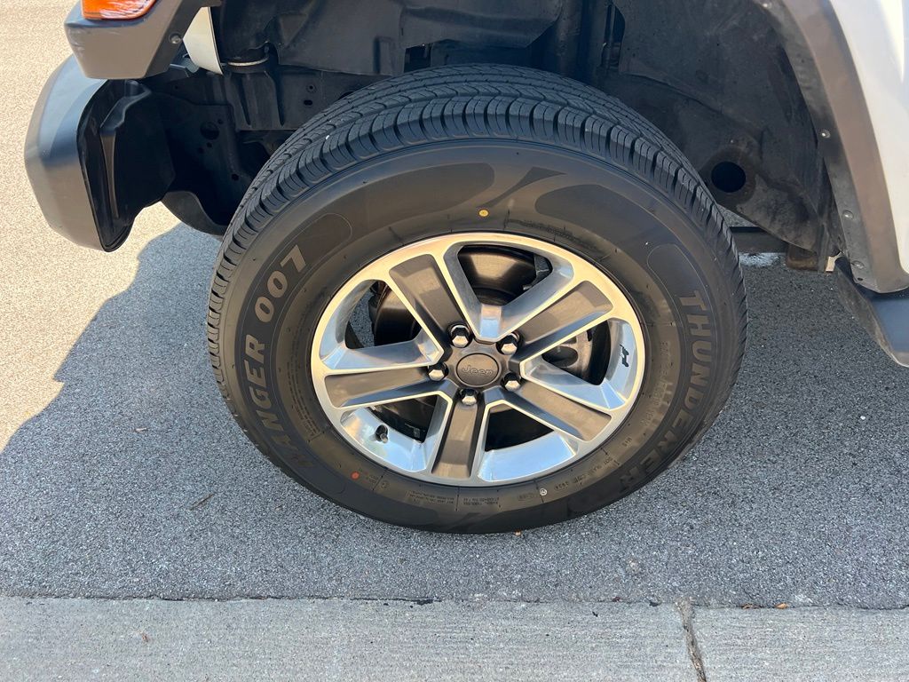 Used 2019 Jeep Wrangler SUV