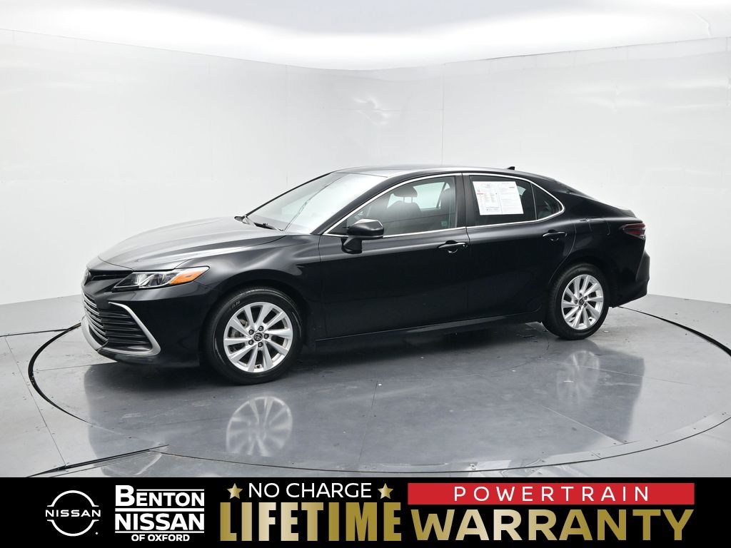 Midnight Black Metallic 2024 Toyota Camry Sedan Front-Wheel Drive 8-Speed Automatic