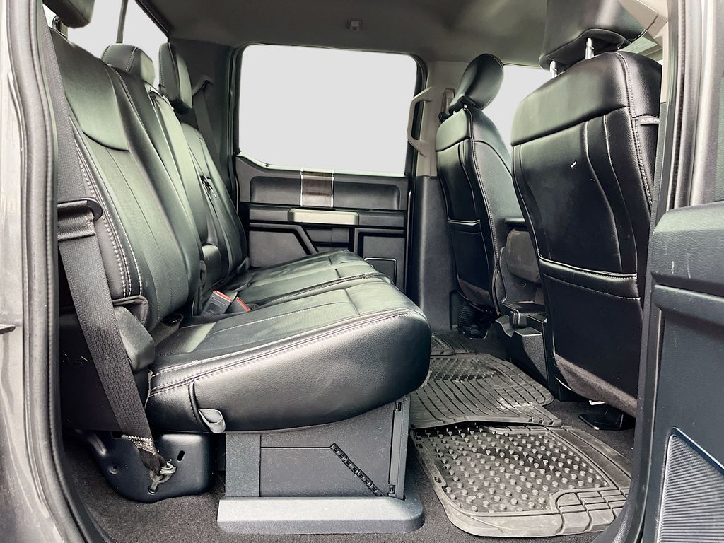 Used 2020 Gray Ford Lariat image 23
