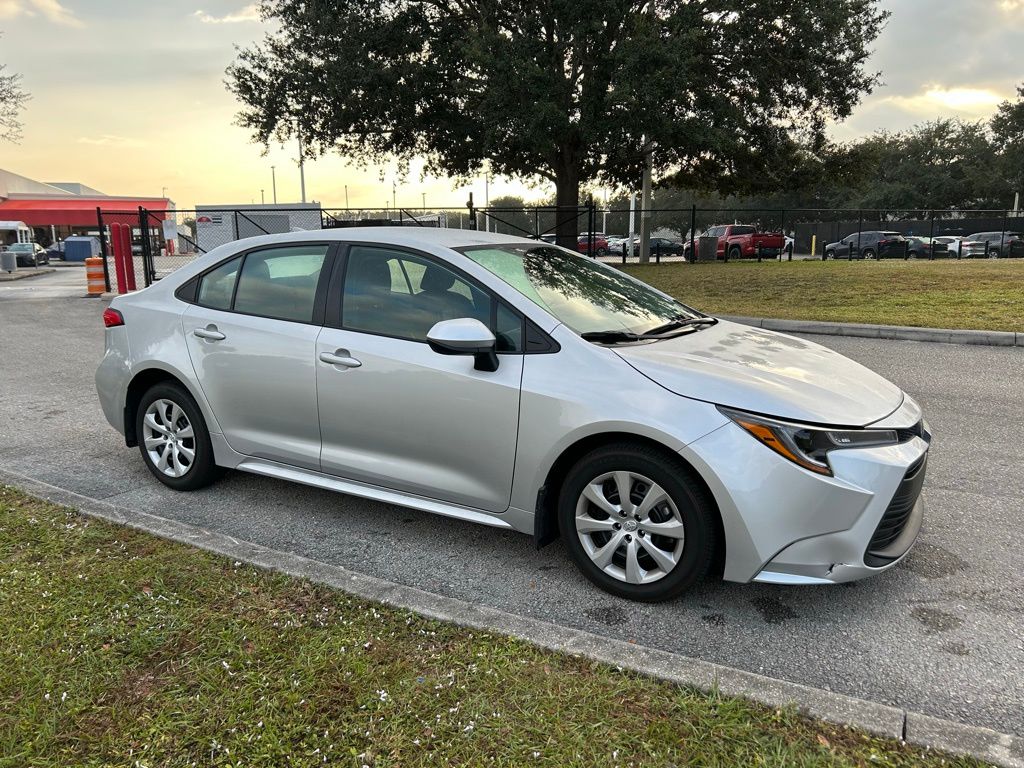 Thumbnail: 2025 Toyota Corolla - 7