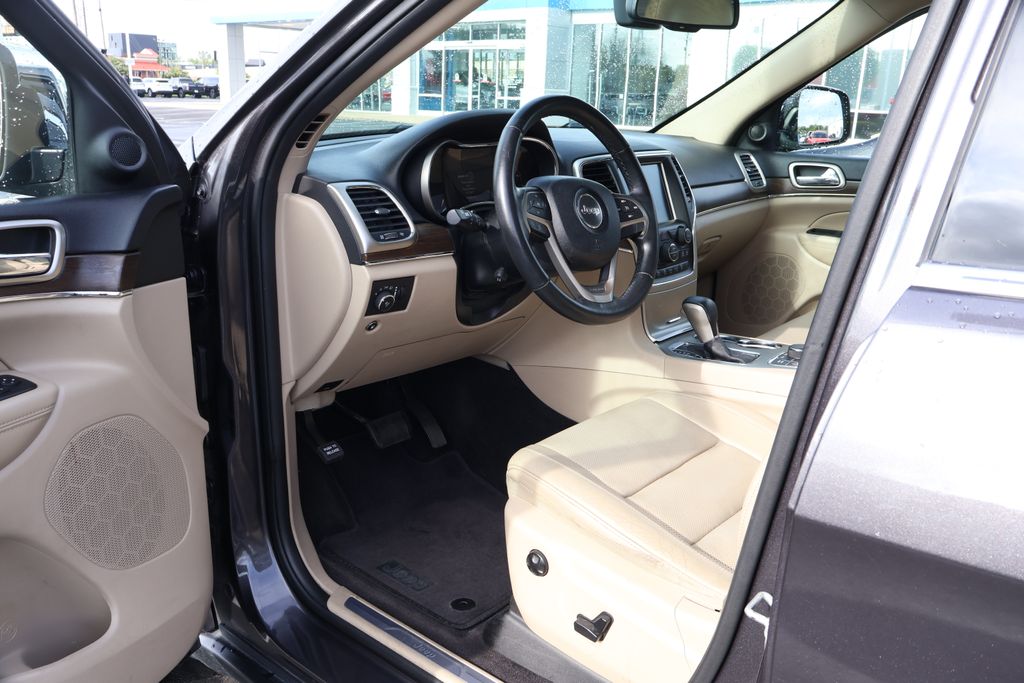 2016 Jeep Grand Cherokee Limited Edition 11
