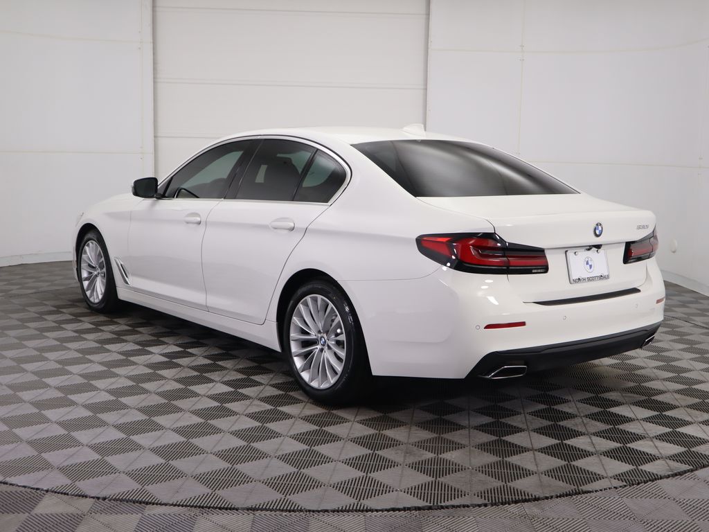 Thumbnail: 2022 BMW 5 Series - 7