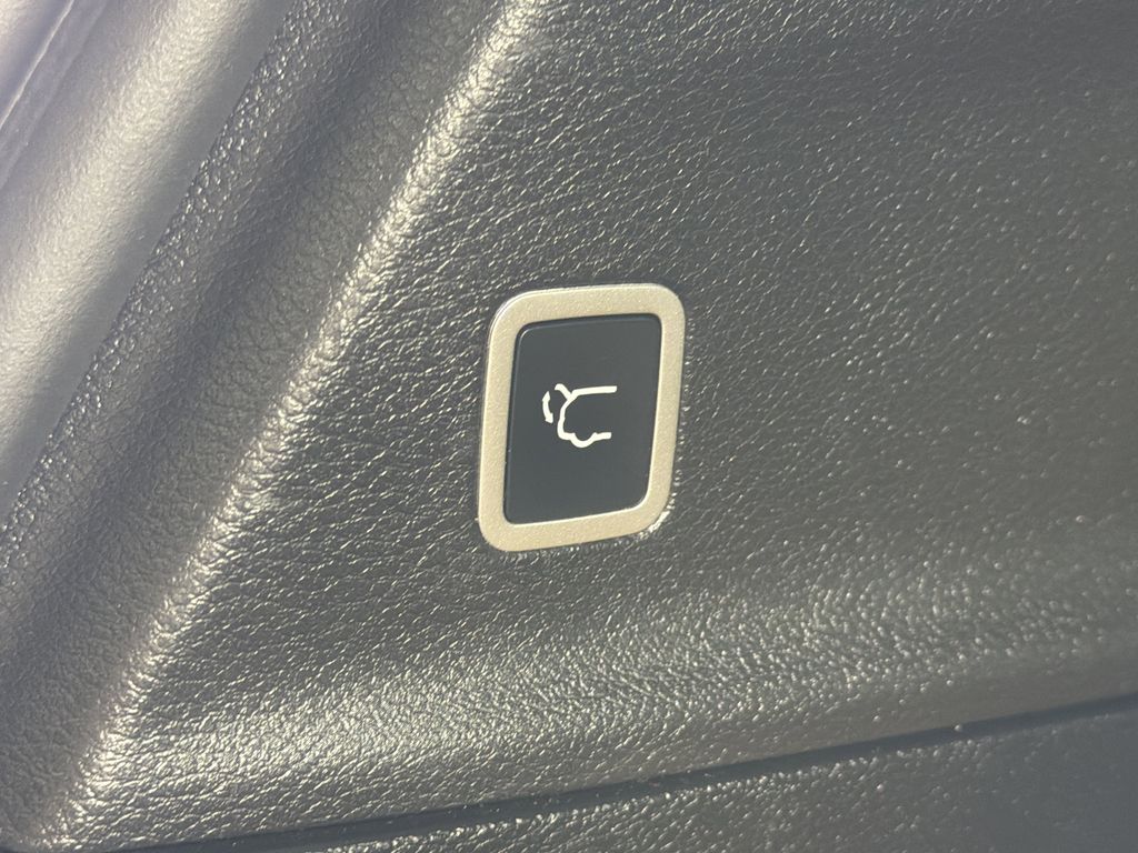 used 2021 Chrysler Pacifica car, priced at $27,500