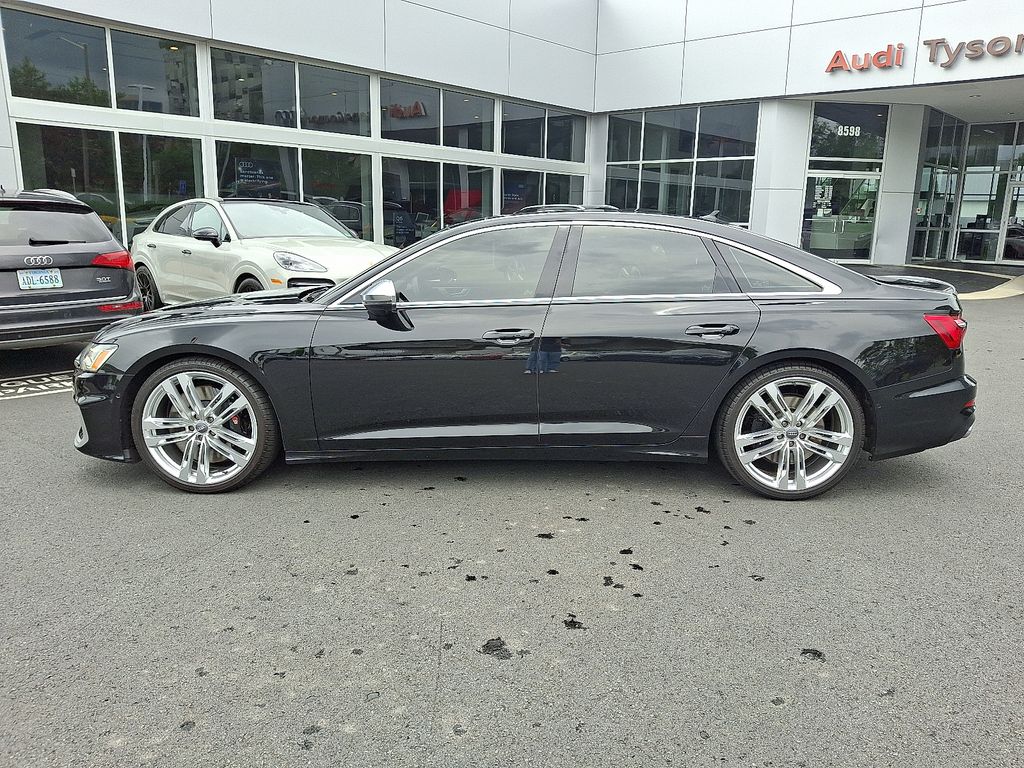 Thumbnail: 2020 Audi S6 - 7