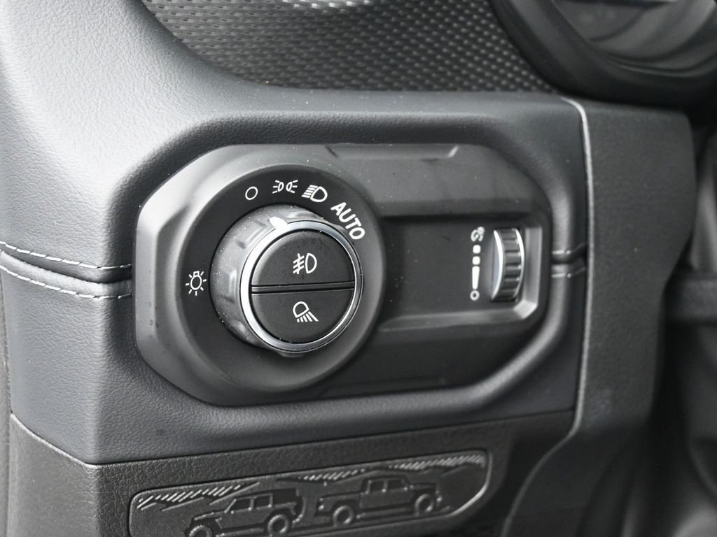 New 2026 Bright White Clearcoat Jeep Rubicon image 14