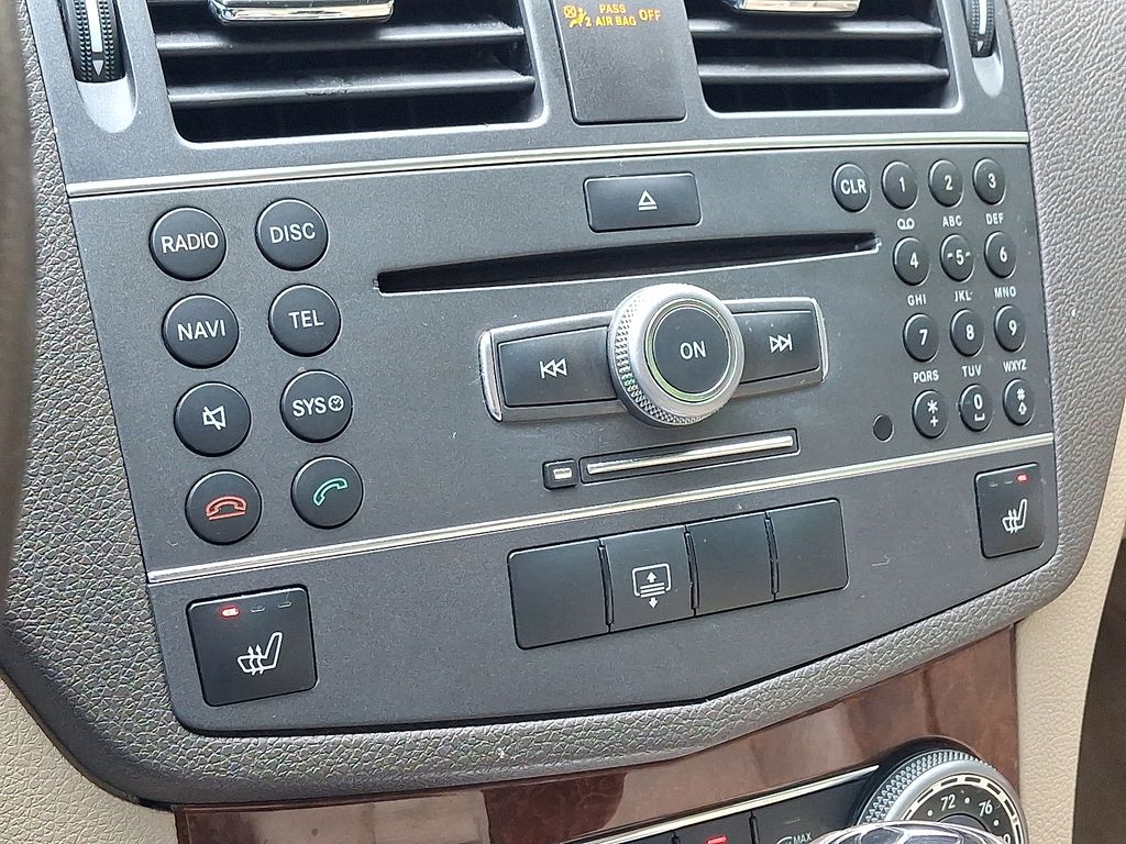 2011 Mercedes-Benz C-Class C 300 17