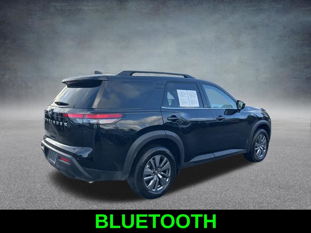 View vehicle photo 5