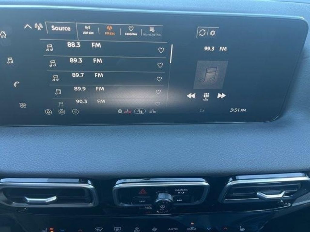 2026 Nissan Sentra SR - Photo 17