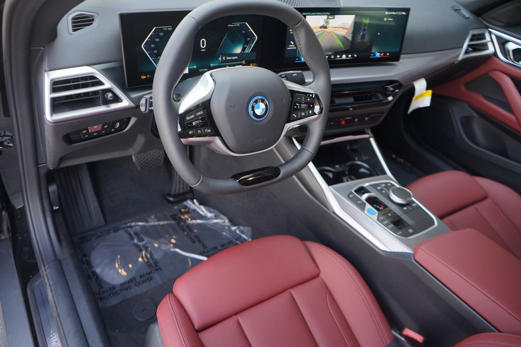 2025 BMW i4 eDrive40 11