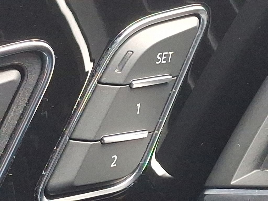 Thumbnail: 2019 Audi Q7 - 26