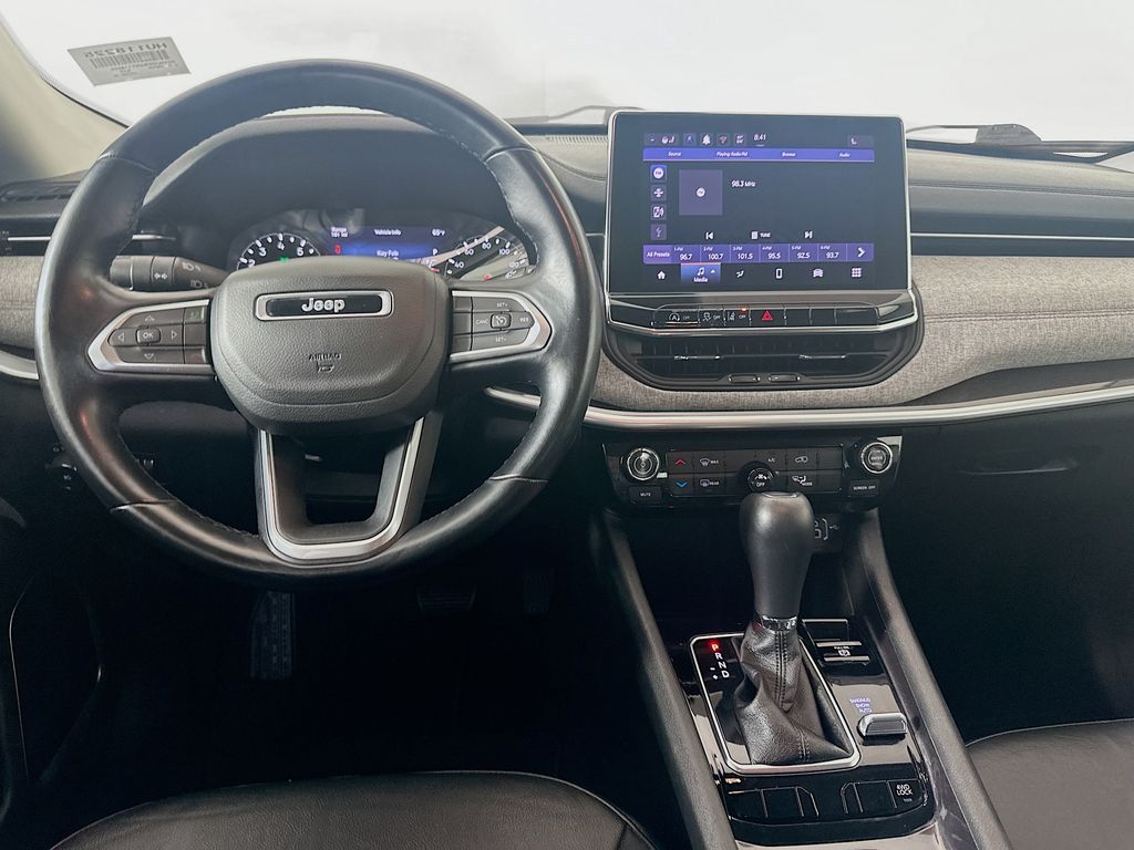 Thumbnail: 2022 Jeep Compass - 21