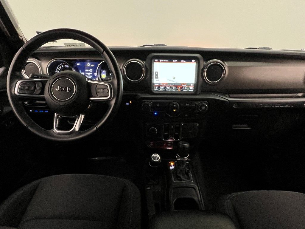 Thumbnail: 2022 Jeep Wrangler - 16