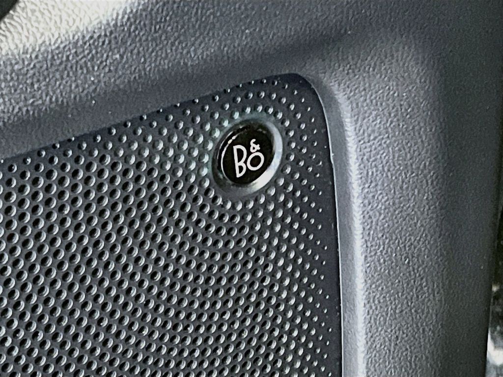Used 2024 Shadow Black Ford Outer Banks image 19
