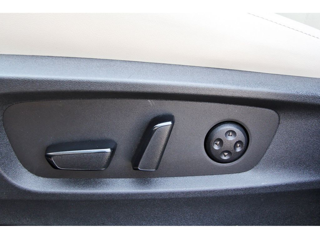 2022 INFINITI QX60 Sensory Gray at North Houston Mitsubishi