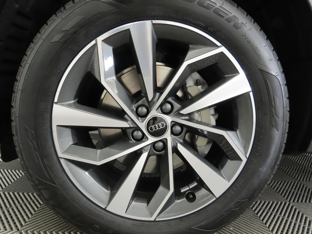 2025 Audi Q5 e Premium Plus 31