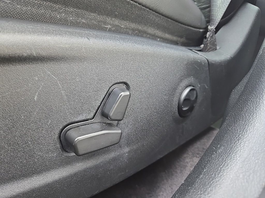 Used 2018 Silver Dodge R/T image 18