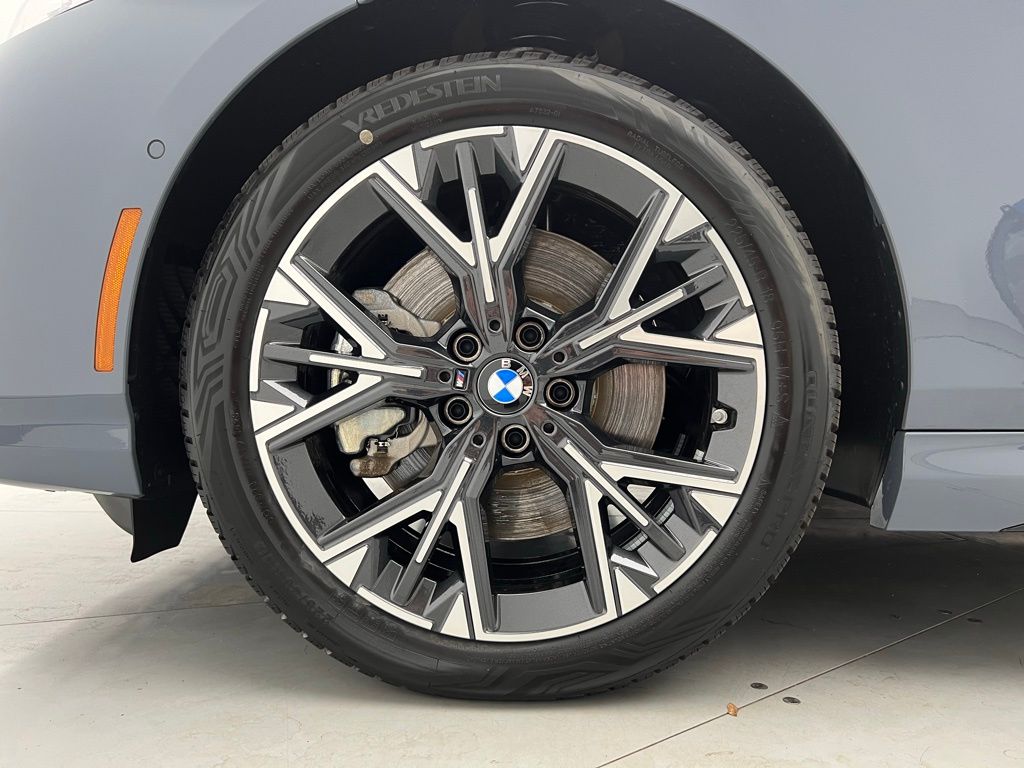 Thumbnail: 2026 BMW 2 Series - 21