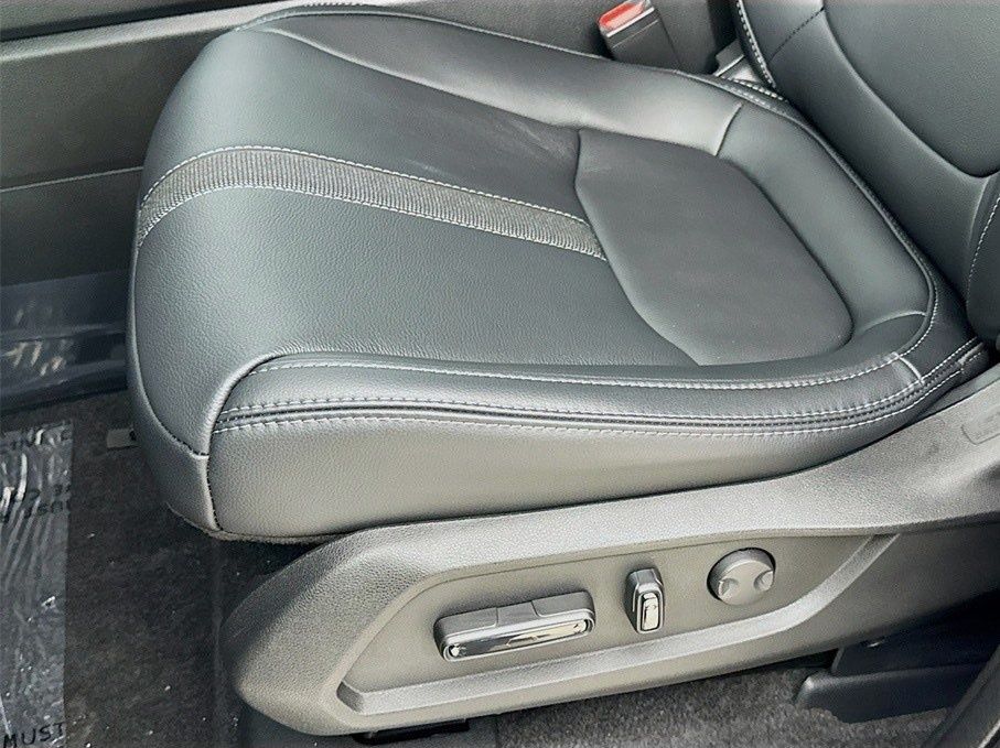 Used Car 2025 Honda Pilot  Touring For Sale In Austin, Texas
