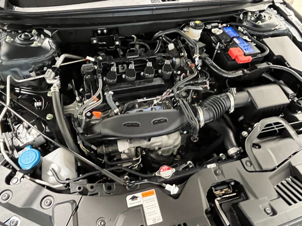 2025 Honda Accord SE - Photo 10