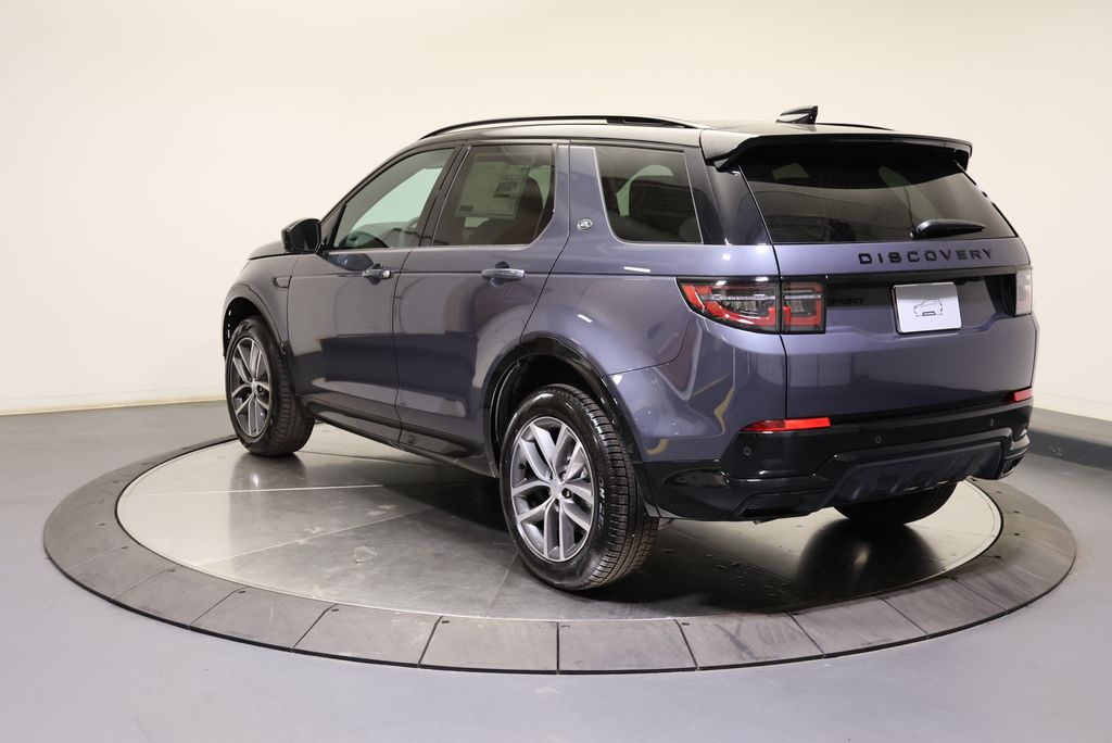 Thumbnail: 2026 Land Rover Discovery Sport - 3