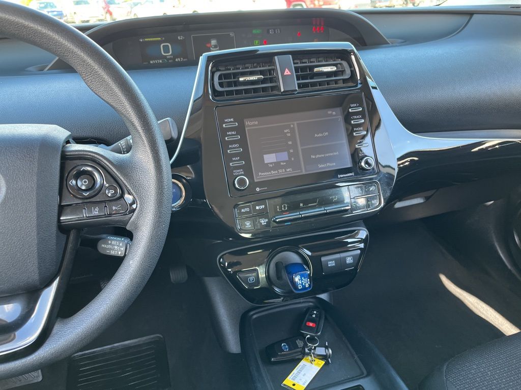 Thumbnail: 2021 Toyota Prius - 18