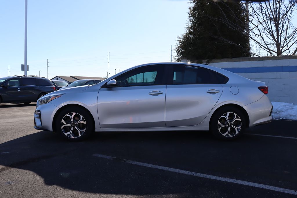 2019 Kia Forte LXS 2