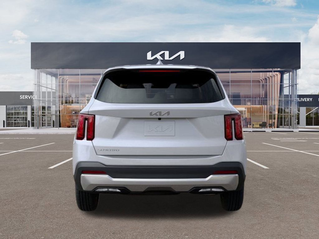 New 2026 Glacial White Pearl Kia LX image 5