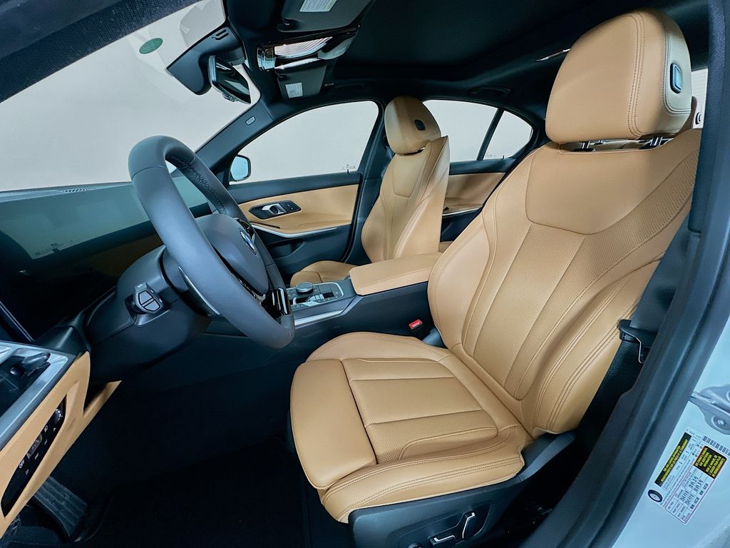 Thumbnail: 2026 BMW 3 Series - 16