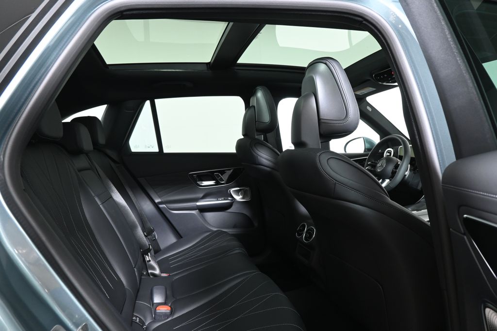 Thumbnail: 2026 Mercedes-Benz GLC - 19