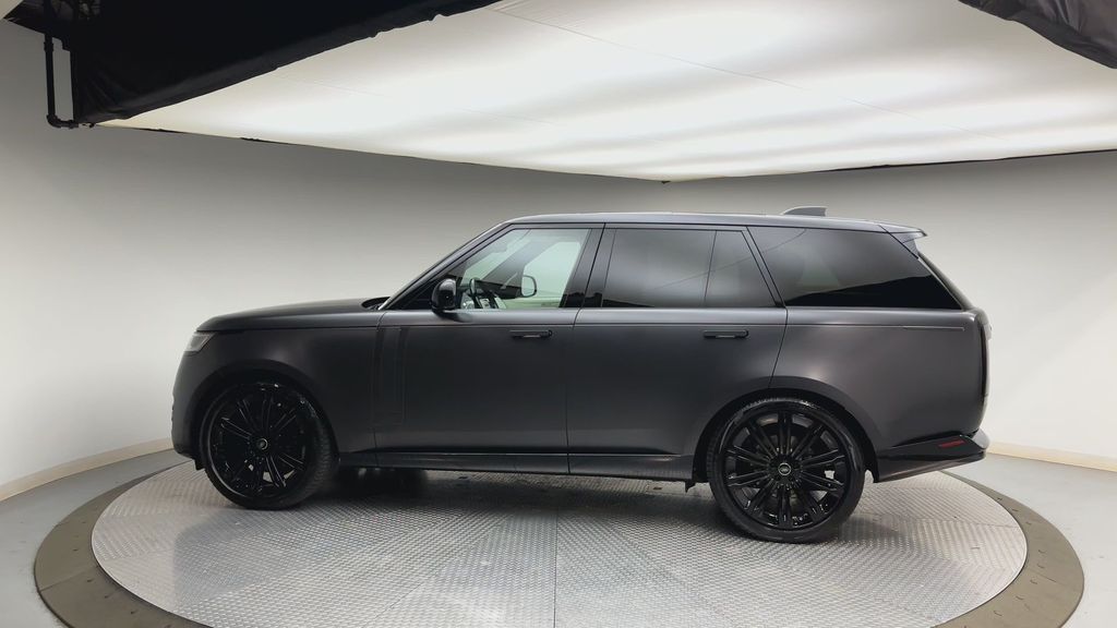 Thumbnail: 2024 Land Rover Range Rover - 5